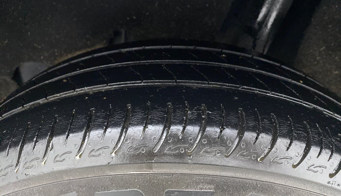 2020 Maruti Baleno DELTA PETROL 1.2, Petrol, Manual, 54,743 km, Left Rear Tyre Tread