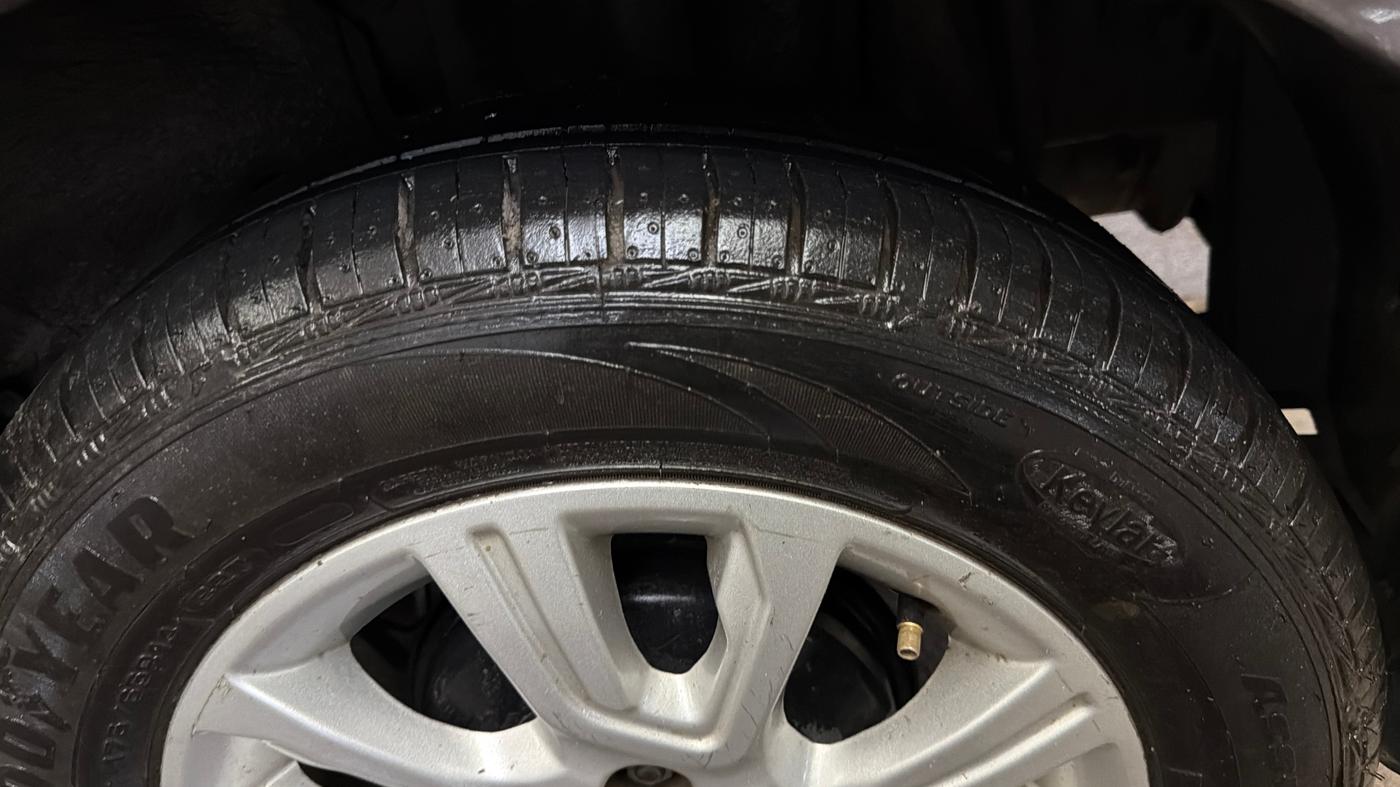 2016 Tata Tiago XZ PETROL, Petrol, Manual, 51,284 km, Left Rear Tyre Tread