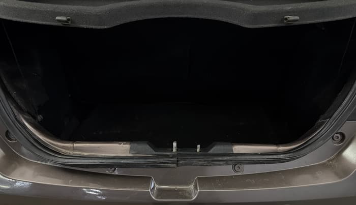 2016 Tata Tiago XZ PETROL, Petrol, Manual, 51,184 km, Boot Inside