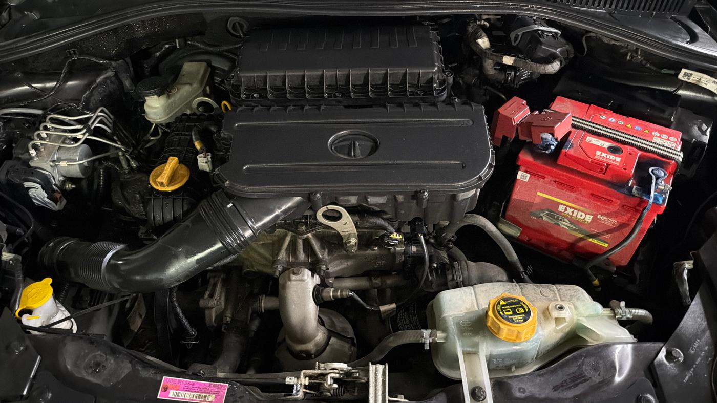 2022 Tata Tiago XZ PLUS CNG, CNG, Manual, 55,180 km, Engine View