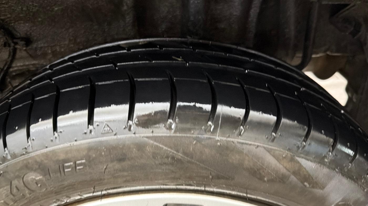 2022 Tata Tiago XZ PLUS CNG, CNG, Manual, 55,180 km, Left Rear Tyre Tread