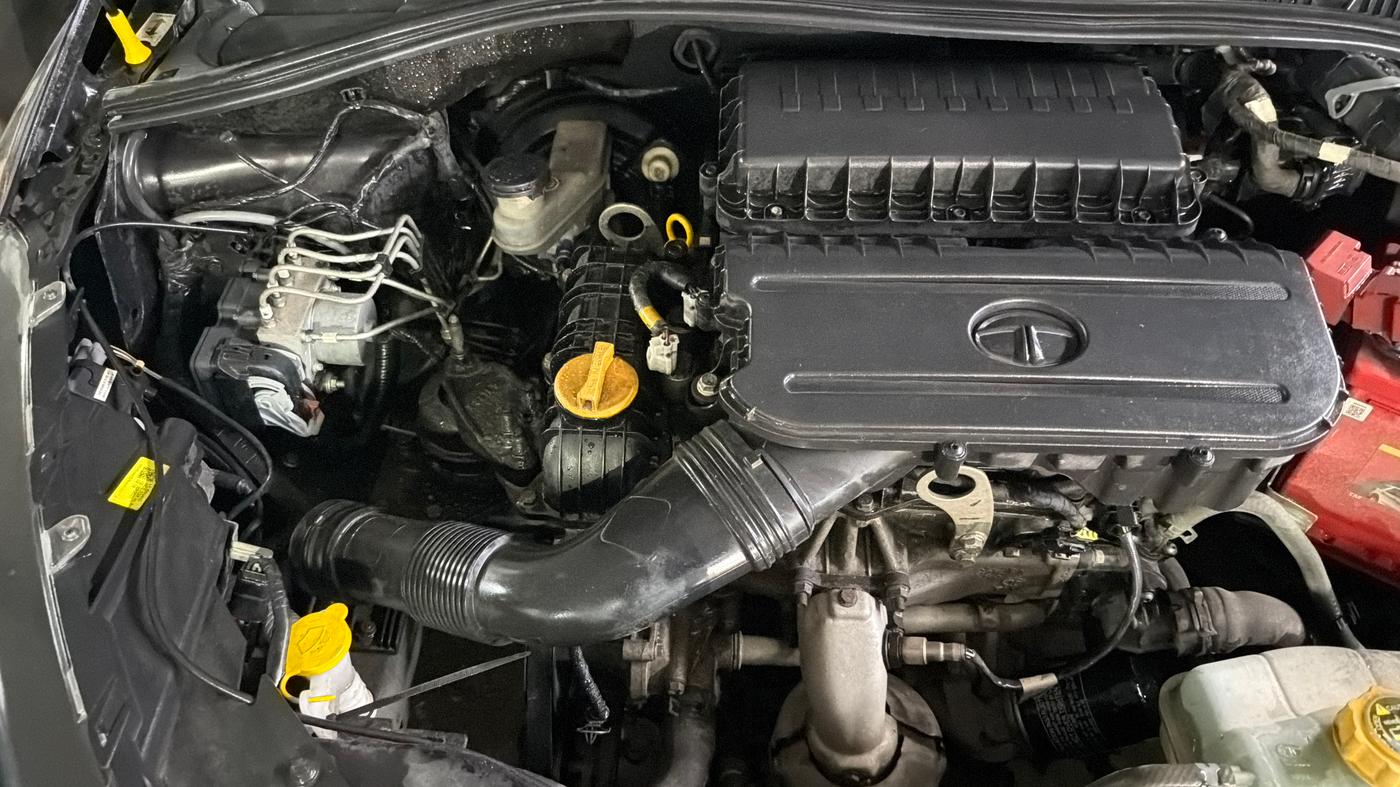 2022 Tata Tiago XZ PLUS CNG, CNG, Manual, 55,180 km, Engine View - Right