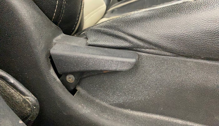 2019 Tata NEXON XM PETROL, Petrol, Manual, 49,510 km, Driver Side Adjustment Panel