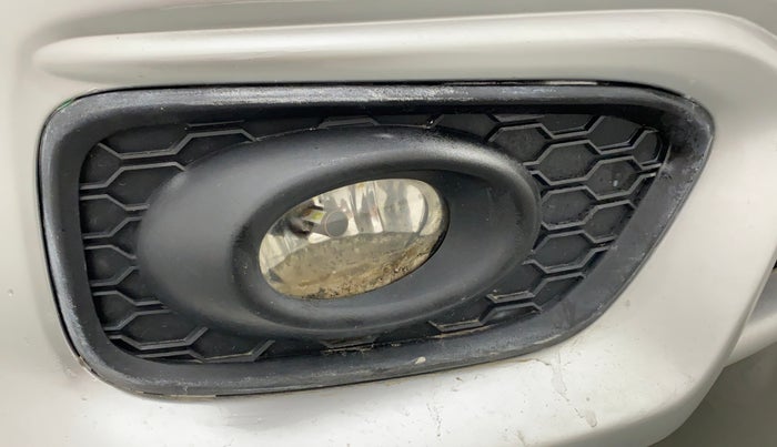 2016 Honda Amaze 1.2 EMT I VTEC, Petrol, Manual, 27,845 km, Right fog light - Not working