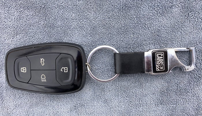 2021 Tata ALTROZ XT 1.5 RTQ, Diesel, Manual, 16,973 km, Key Close Up