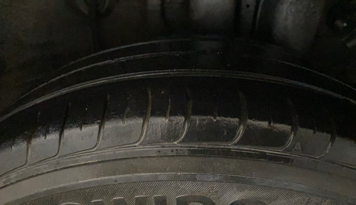 2018 Hyundai Elite i20 MAGNA EXECUTIVE 1.2, Petrol, Manual, 24,500 km, Left Rear Tyre Tread