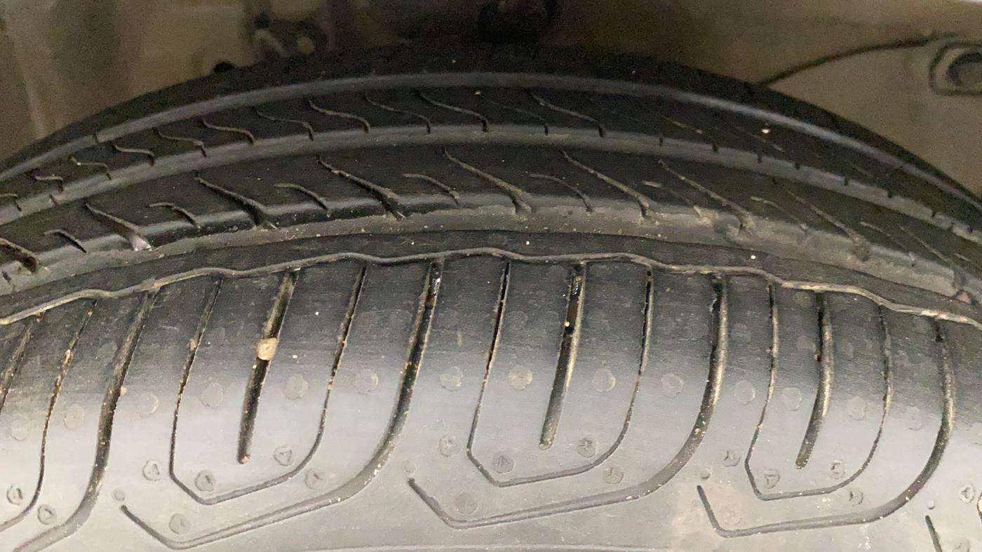 2012 Honda City 1.5L I-VTEC V MT, Petrol, Manual, 33,799 km, Right Front Tyre Tread