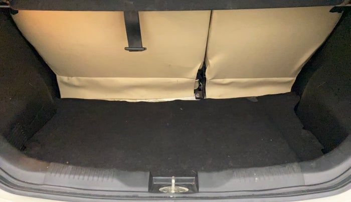 2017 Maruti IGNIS DELTA 1.2 AMT, Petrol, Automatic, 19,358 km, Boot Inside