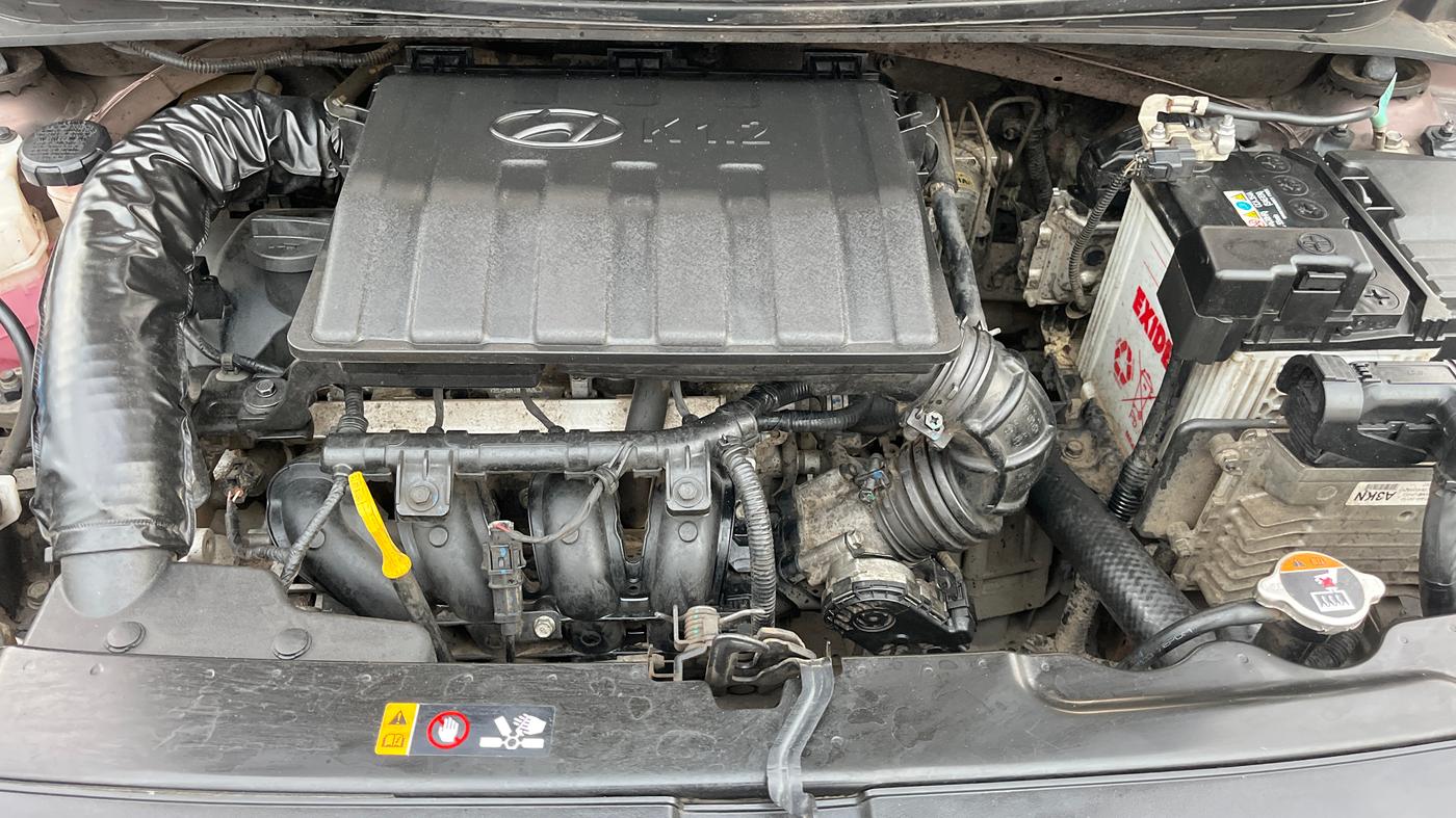 2021 Hyundai AURA SX PLUS 1.2 AMT, Petrol, Automatic, 47,258 km, Engine View