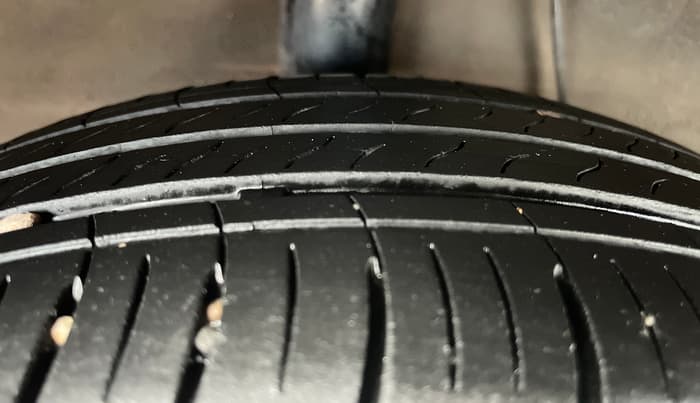 2021 Hyundai AURA SX PLUS 1.2 AMT, Petrol, Automatic, 47,258 km, Right Rear Tyre Tread