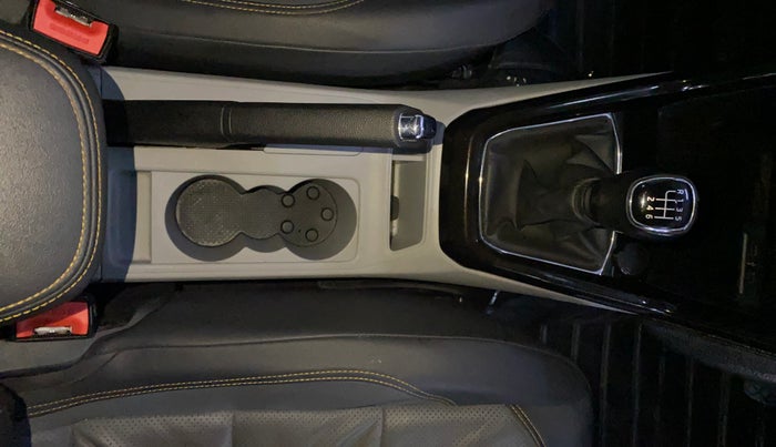 2022 Skoda KUSHAQ STYLE 1.0L TSI AT, Petrol, Automatic, 19,005 km, Gear Lever