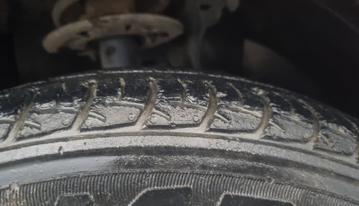 2018 Maruti Baleno DELTA PETROL 1.2, Petrol, Manual, 50,769 km, Right Front Tyre Tread