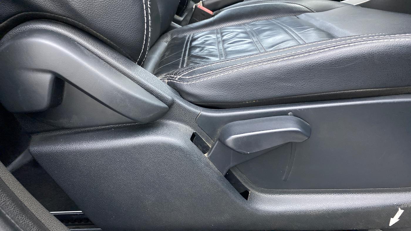 2018 Ford Ecosport TITANIUM 1.5L PETROL, Petrol, Manual, 39,914 km, Driver Side Adjustment Panel