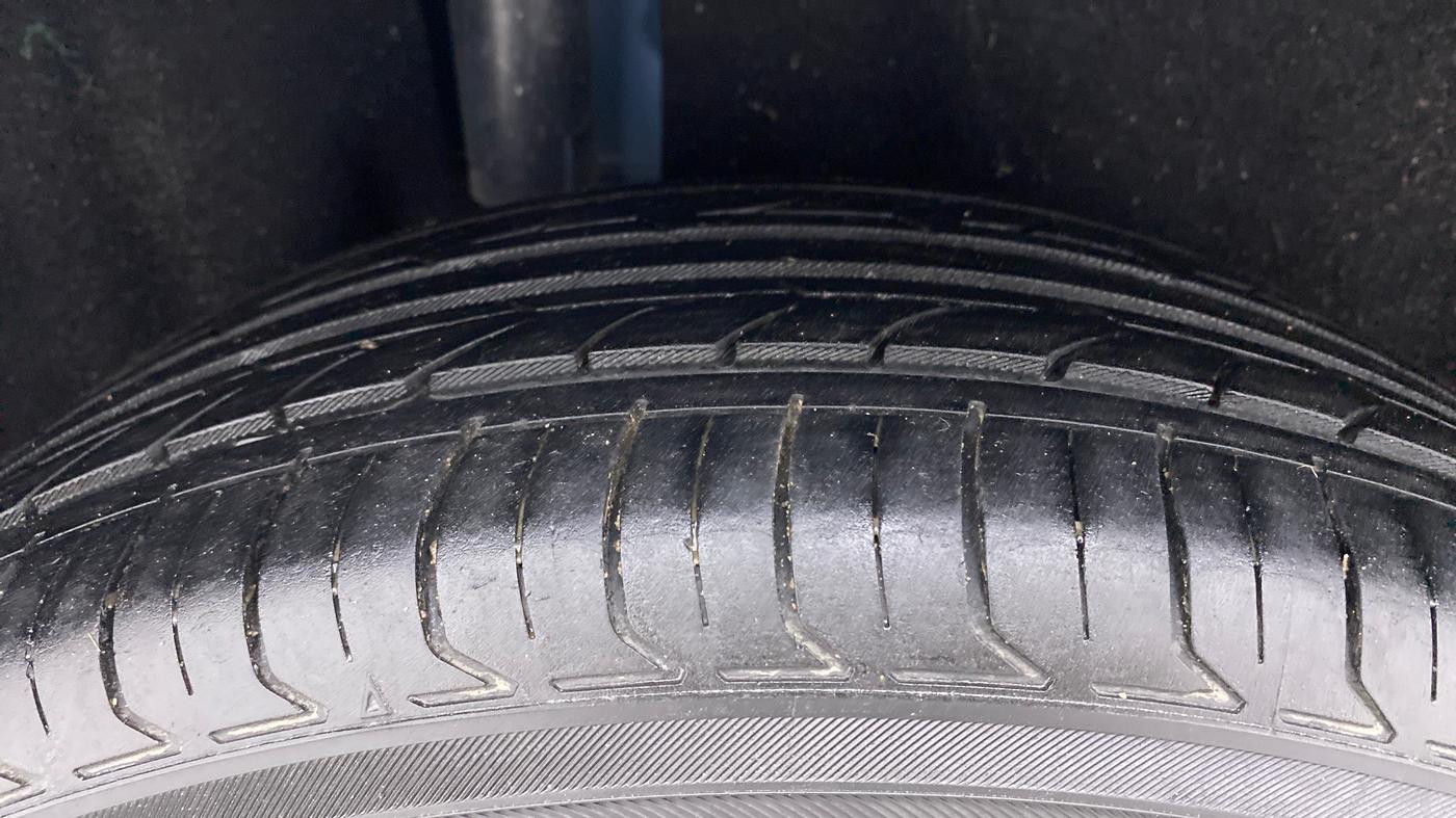 2018 Ford Ecosport TITANIUM 1.5L PETROL, Petrol, Manual, 39,914 km, Right Rear Tyre Tread