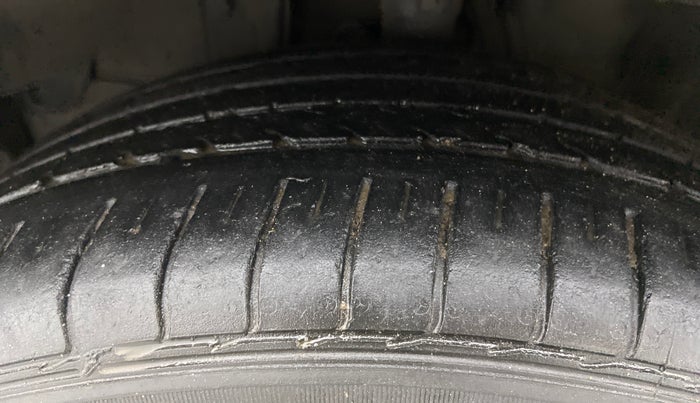 2017 Honda City VX CVT PETROL, Petrol, Automatic, 67,735 km, Left Front Tyre Tread
