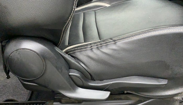 2018 Maruti Swift ZXI, Petrol, Manual, 55,919 km, Driver Side Adjustment Panel
