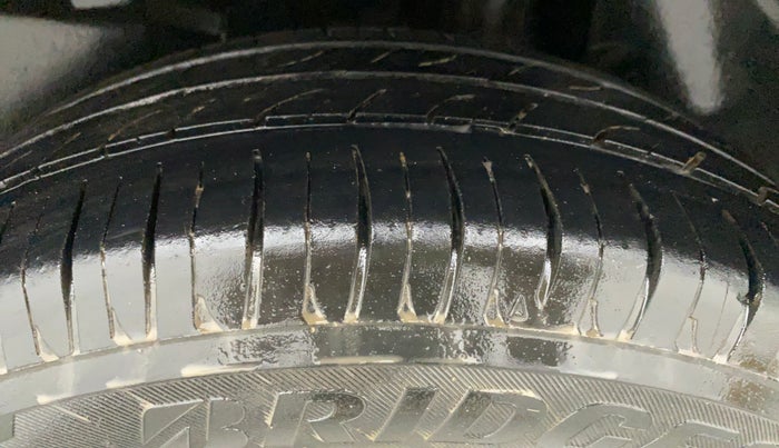 2018 Maruti Swift ZXI, Petrol, Manual, 55,919 km, Left Rear Tyre Tread