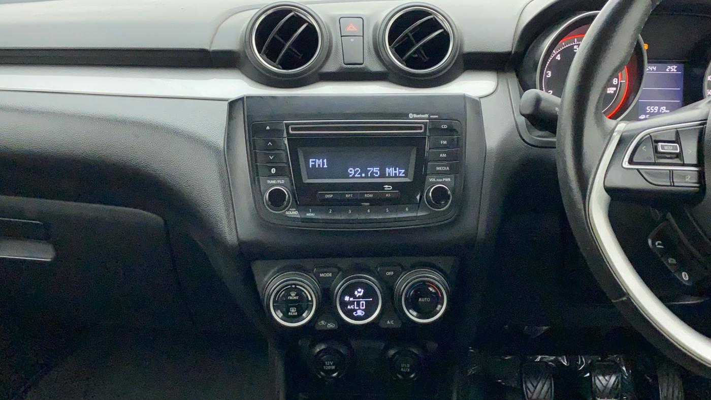 2018 Maruti Swift ZXI, Petrol, Manual, 55,919 km, Air Conditioner
