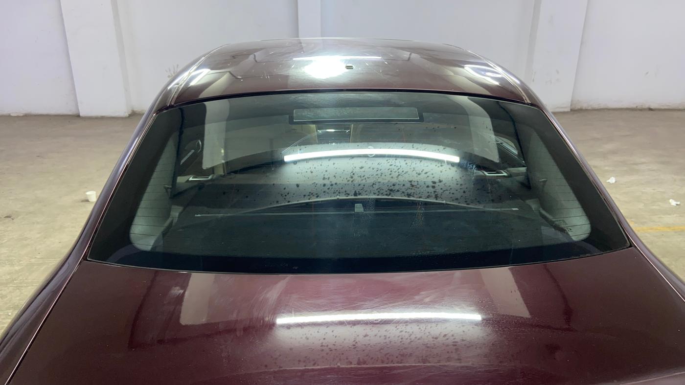 2014 Skoda Superb ELEGANCE 1.8 TSI AT, Petrol, Automatic, 63,516 km, Rear Wiper