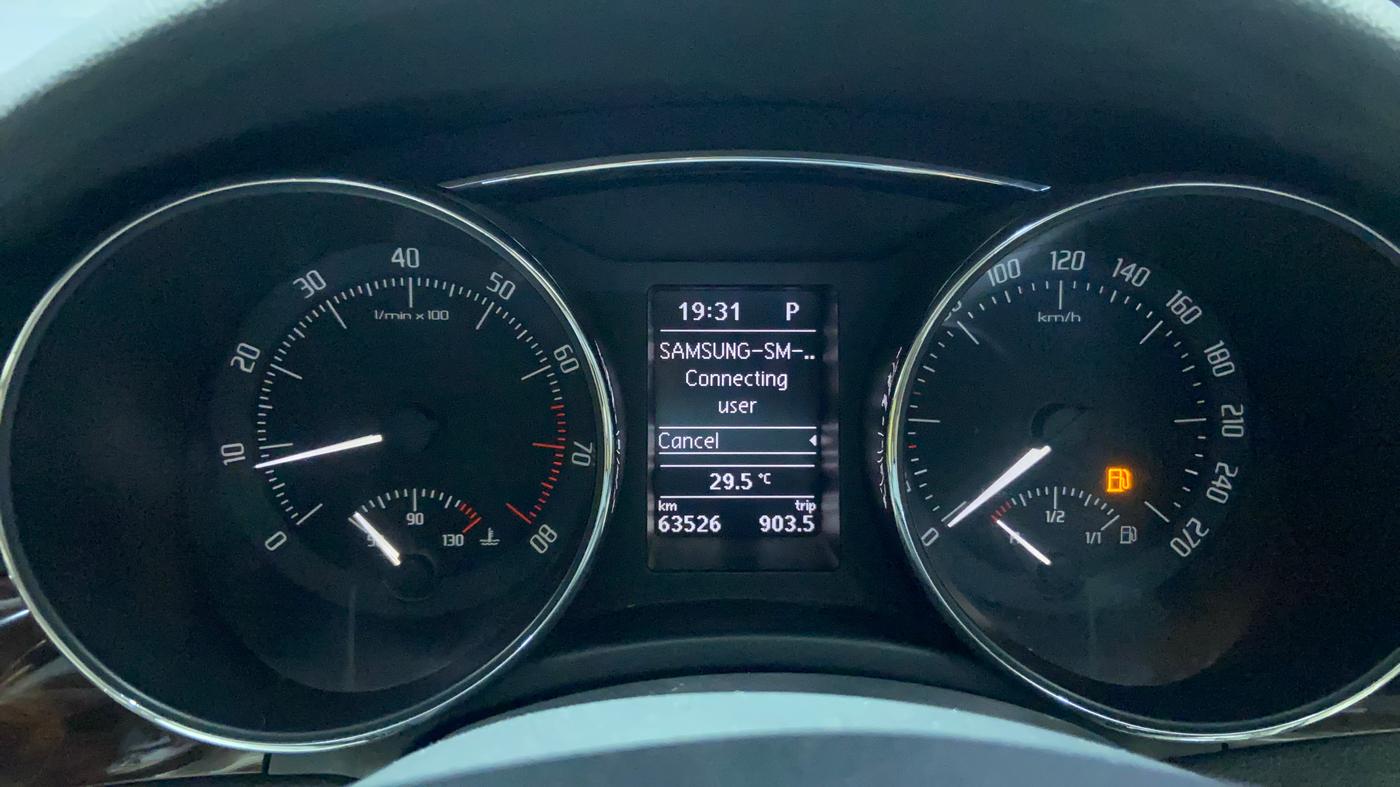 2014 Skoda Superb ELEGANCE 1.8 TSI AT, Petrol, Automatic, 63,516 km, Odometer Image
