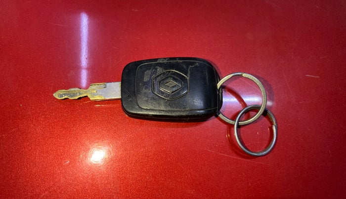 2015 Renault Kwid RXL, Petrol, Manual, 57,108 km, Key Close Up