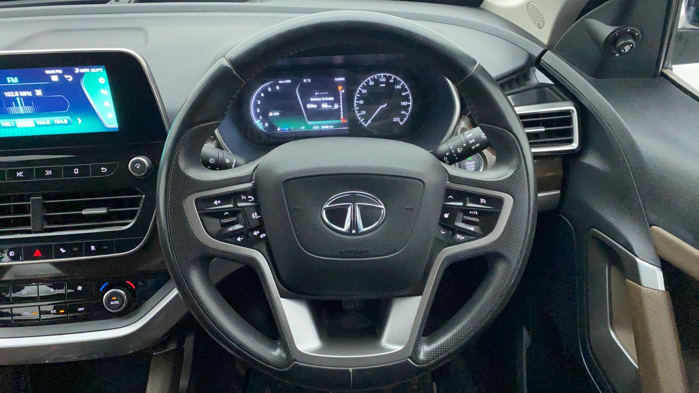 2019 Tata Harrier XZ 2.0L Kryotec, Diesel, Manual, 39,250 km, Steering Wheel Close Up