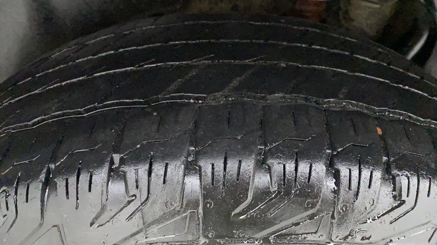 2019 Tata Harrier XZ 2.0L Kryotec, Diesel, Manual, 39,250 km, Right Rear Tyre Tread
