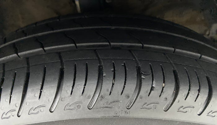2020 Maruti Baleno DELTA 1.2 K12, Petrol, Manual, 11,397 km, Right Front Tyre Tread