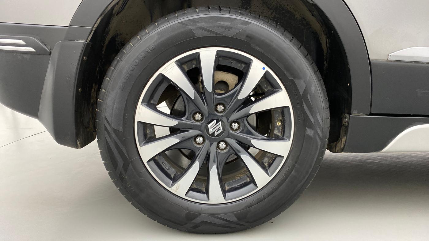 2017 Maruti S Cross ZETA SHVS, Diesel, Manual, 58,439 km, Right Rear Wheel
