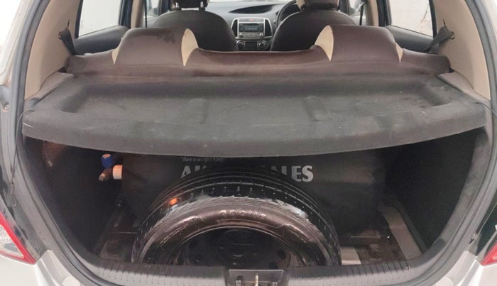 2013 Hyundai i20 MAGNA (O) 1.2, CNG, Manual, 81,185 km, Boot Inside