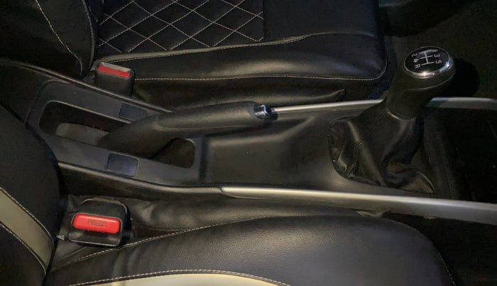 2017 Maruti Baleno DELTA PETROL 1.2, Petrol, Manual, 57,452 km, Gear Lever