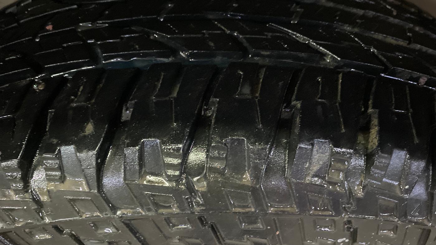 2021 Mahindra Bolero B4, Diesel, Manual, 69,497 km, Left Rear Tyre Tread