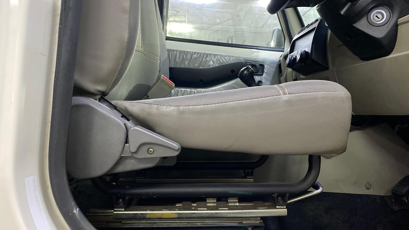 2021 Mahindra Bolero B4, Diesel, Manual, 69,497 km, Driver Side Adjustment Panel