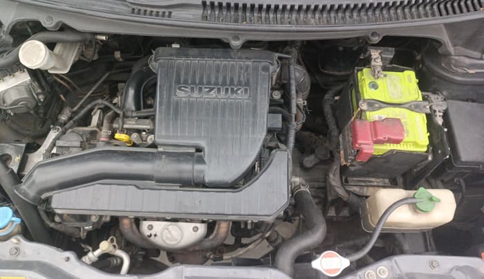 2017 Maruti Ertiga ZXI, Petrol, Manual, 1,20,904 km, Engine View