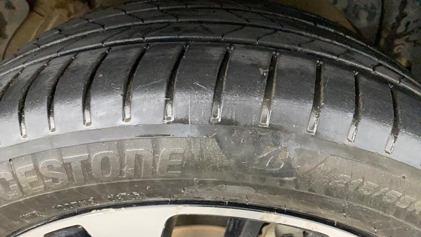 2022 MG HECTOR PLUS SHARP 2.0 DIESEL TURBO MT 6-STR, Diesel, Manual, 47,099 km, Right Front Tyre Tread