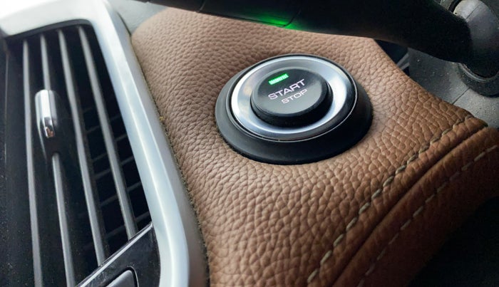 2022 MG HECTOR PLUS SHARP 2.0 DIESEL TURBO MT 6-STR, Diesel, Manual, 47,099 km, Keyless Start/ Stop Button