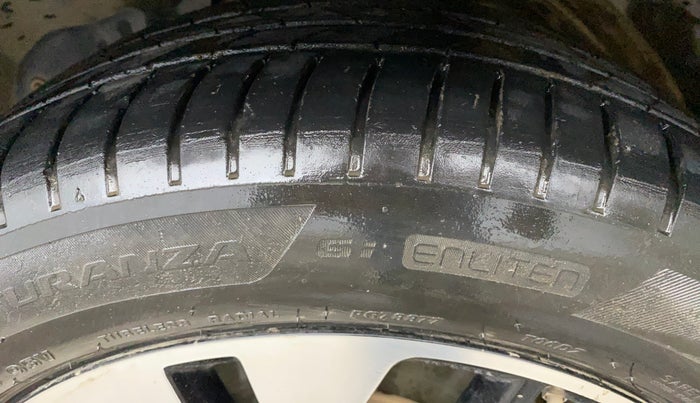 2022 MG HECTOR PLUS SHARP 2.0 DIESEL TURBO MT 6-STR, Diesel, Manual, 47,099 km, Left Front Tyre Tread