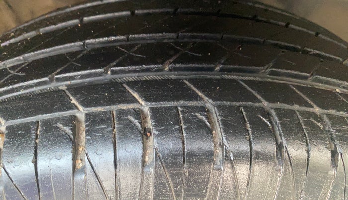 2021 KIA SONET HTX 1.0 IMT, Petrol, Manual, 18,338 km, Right Front Tyre Tread