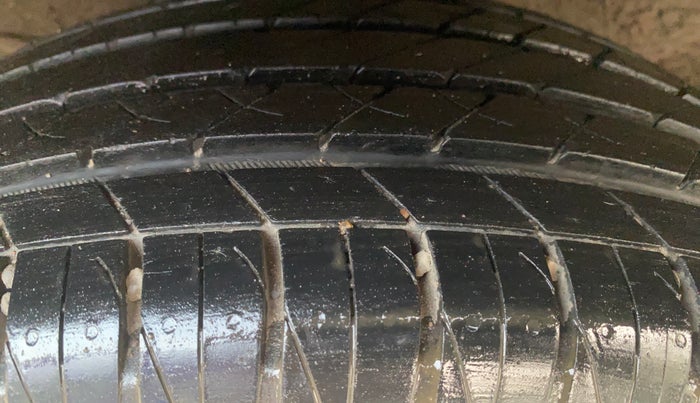 2021 KIA SONET HTX 1.0 IMT, Petrol, Manual, 18,338 km, Right Rear Tyre Tread