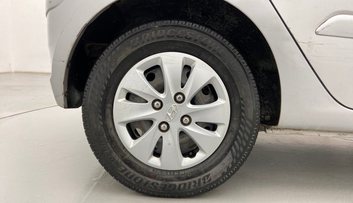 2011 Hyundai i10 SPORTZ 1.2, Petrol, Manual, 63,999 km, Right Rear Wheel