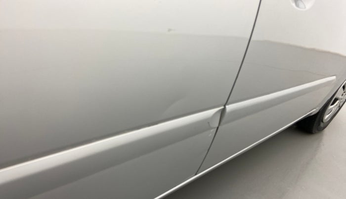 2011 Hyundai i10 SPORTZ 1.2, Petrol, Manual, 63,999 km, Right rear door - Slightly dented