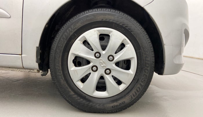 2011 Hyundai i10 SPORTZ 1.2, Petrol, Manual, 63,999 km, Right Front Wheel