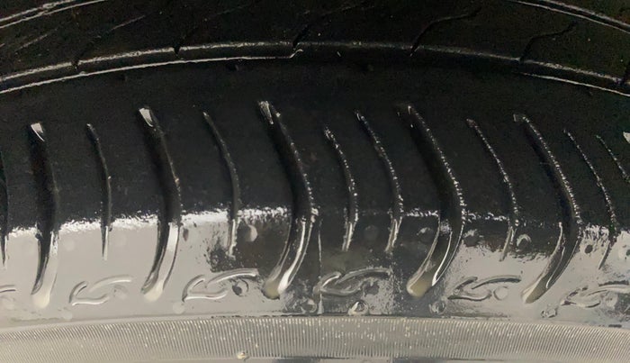 2023 Honda Amaze 1.2L I-VTEC VX CVT, Petrol, Automatic, 32,279 km, Right Front Tyre Tread