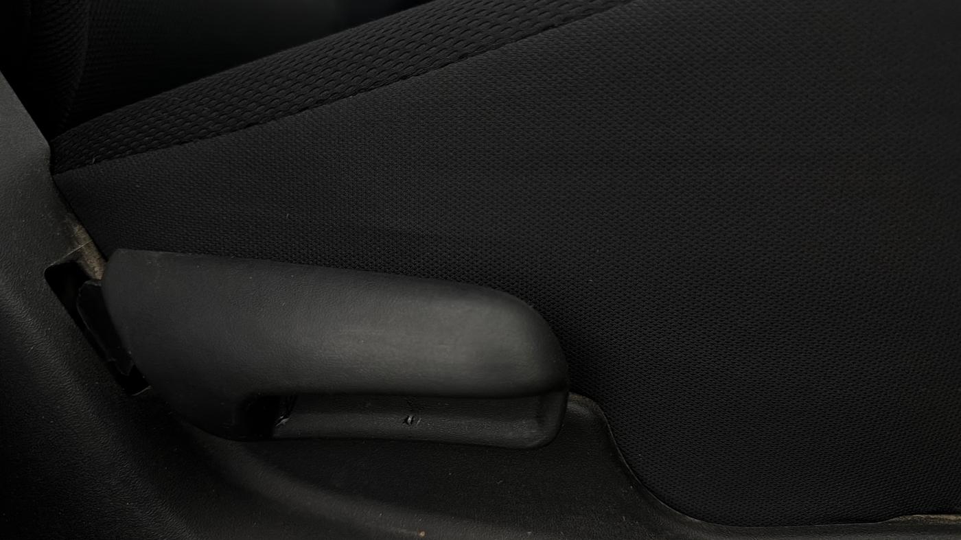 2021 Maruti Vitara Brezza VXI, Petrol, Manual, 49,050 km, Driver Side Adjustment Panel