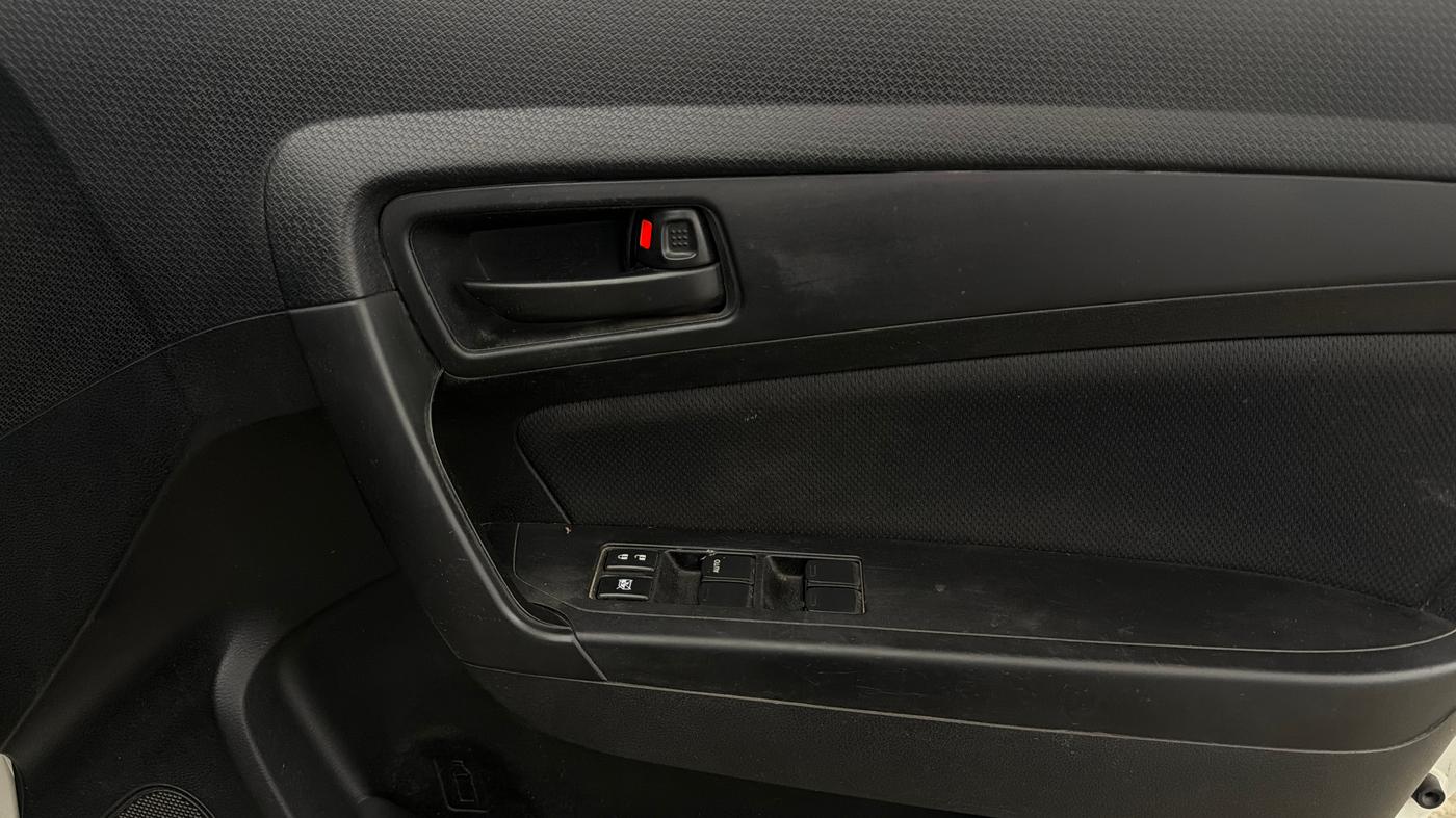 2021 Maruti Vitara Brezza VXI, Petrol, Manual, 49,050 km, Driver Side Door Panels Control
