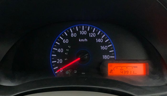2015 Datsun Go T, Petrol, Manual, 44,095 km, Odometer Image