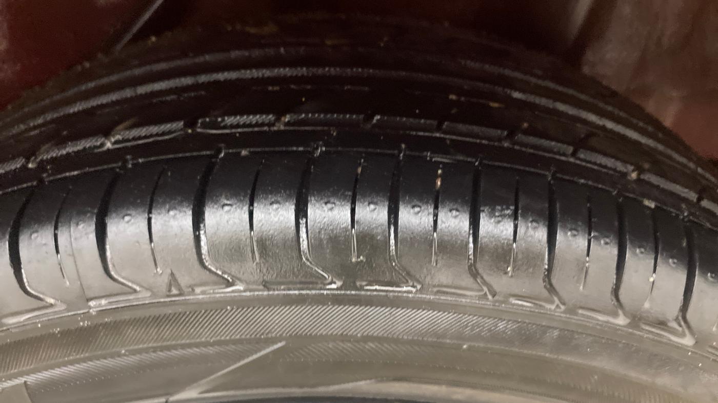 2015 Honda Brio S MT, Petrol, Manual, 69,220 km, Left Rear Tyre Tread