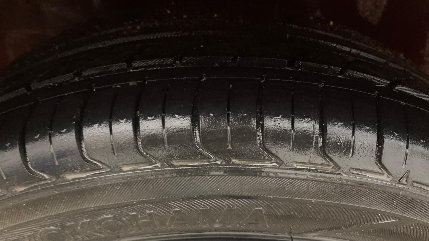 2015 Honda Brio S MT, Petrol, Manual, 69,220 km, Right Rear Tyre Tread