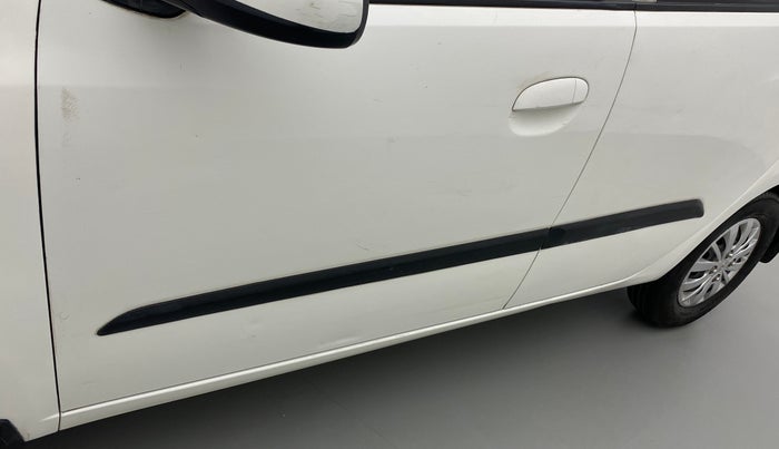 2015 Hyundai i10 SPORTZ 1.1, Petrol, Manual, 51,737 km, Front passenger door - Slightly dented