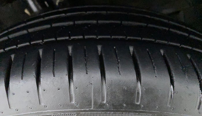 2019 Toyota Glanza G CVT, Petrol, Automatic, 8,962 km, Left Rear Tyre Tread